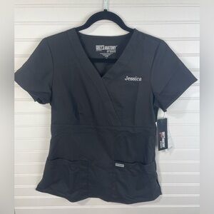 Grey’s Anatomy Black Jessica Embroidered V-Neck Short Sleeve Scrub Top Small NWT